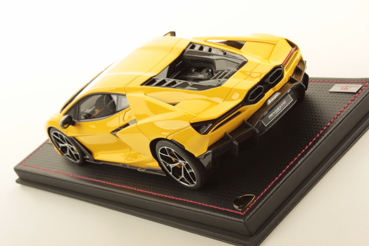 mr-collection-models-lamborghini-revuelto-1-18-miniature-hybride-v12 image 4