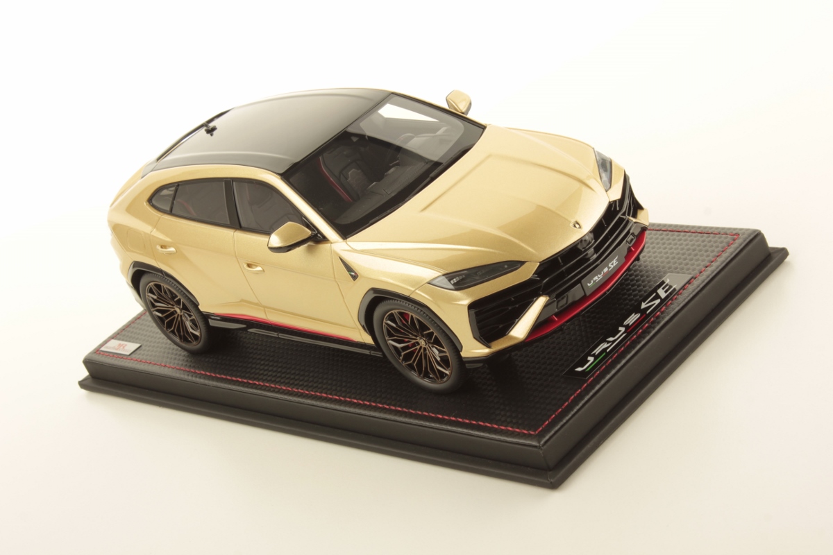 mr-collection-models-lamborghini-urus-se-1-18-miniature-suv-hybride image 3