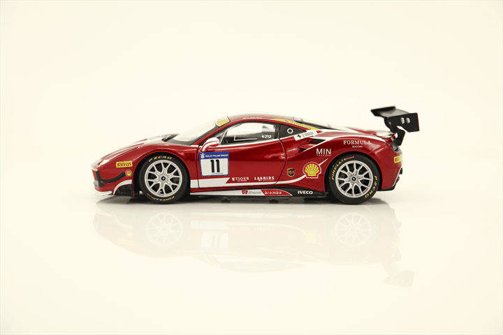 bburago-ferrari-488-challenge-formula-racing-2017-1-24-diecast-portes-ouvrantes image 3