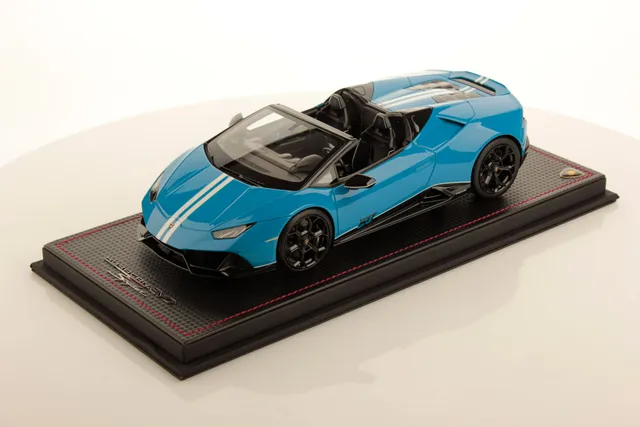 mr-collection-models-lamborghini-hurac-n-evo-spyder-60th-1-18-miniature-auto image 1