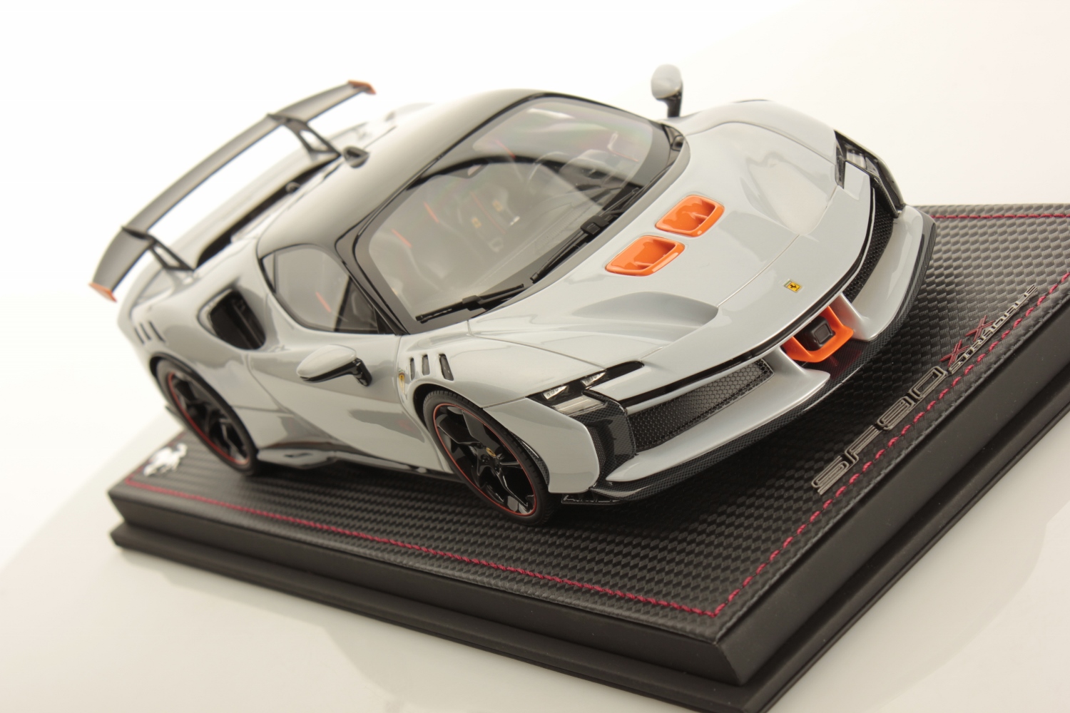 mr-collection-models-ferrari-sf90-xx-stradale-1-18-5 image 3