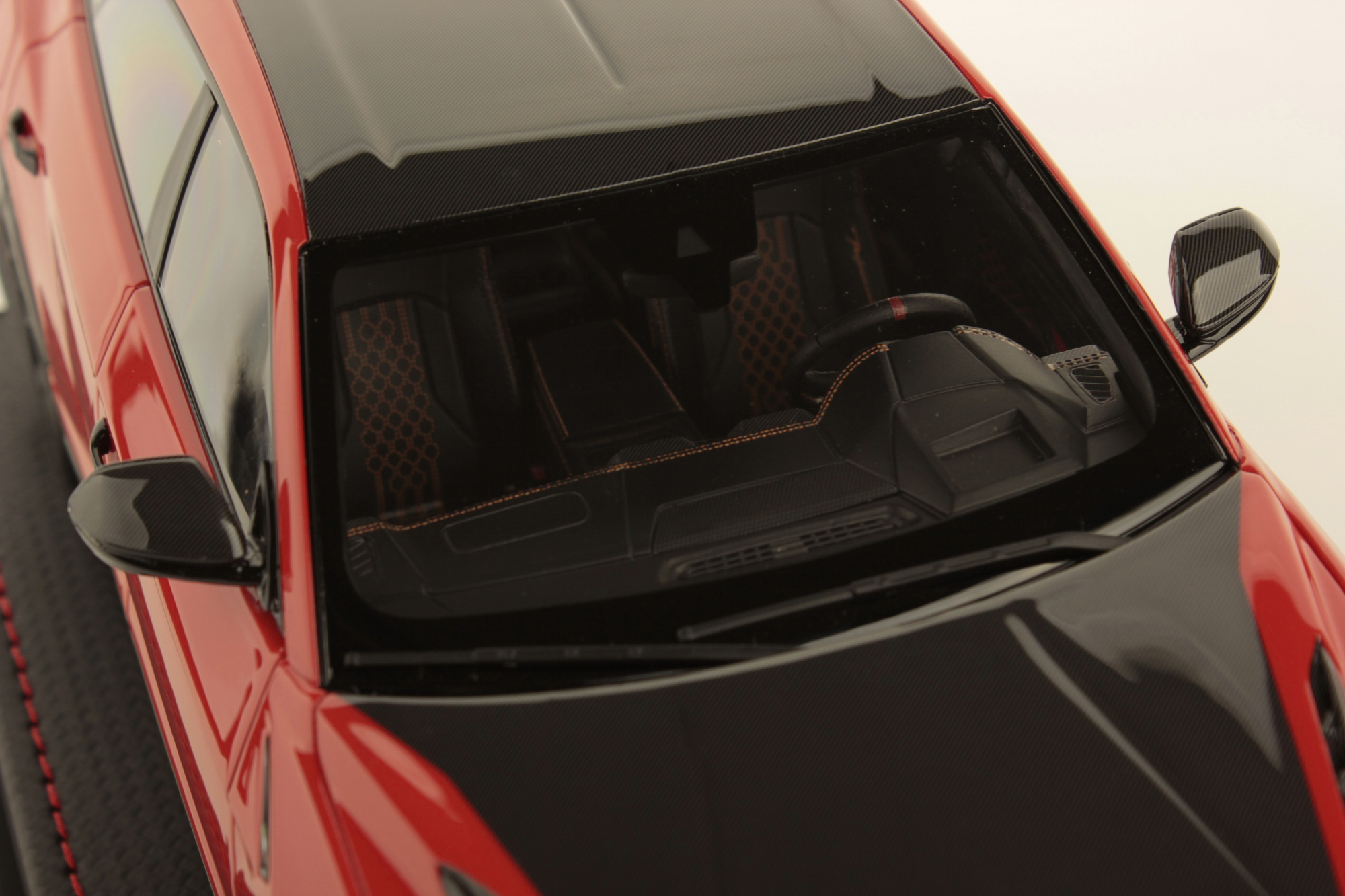 mr-collection-models-lamborghini-urus-performante-1-18-miniature-suv-sportif image 6