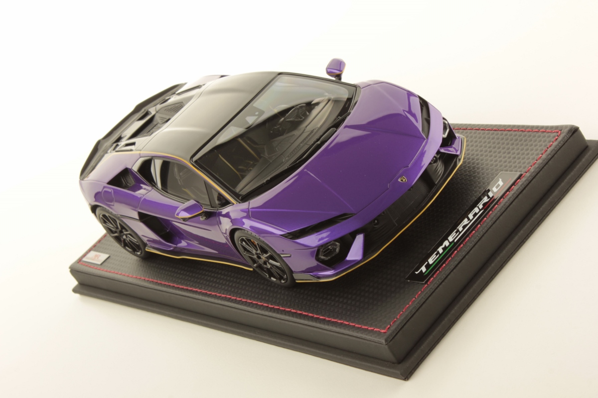 mr-collection-models-lamborghini-temerario-alleggerita-1-18-miniature-auto image 3