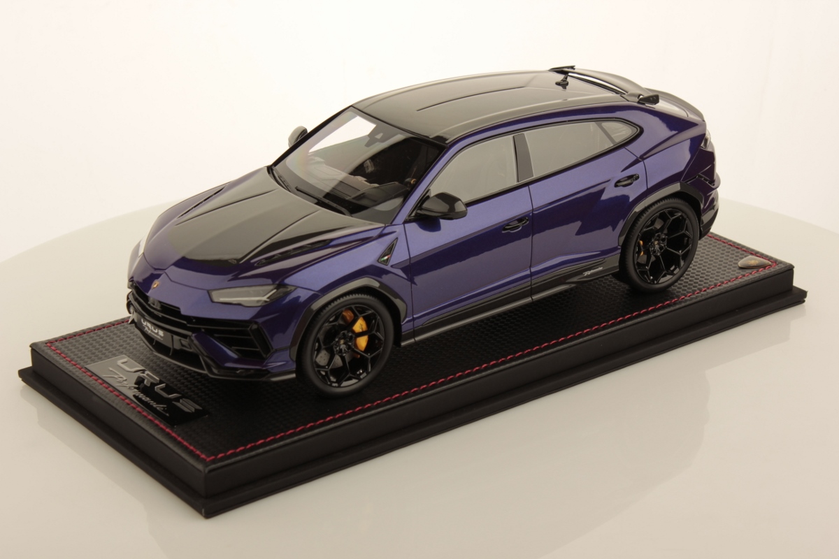 mr-collection-models-lamborghini-urus-performante-1-18-miniature-auto-de-collect image 1