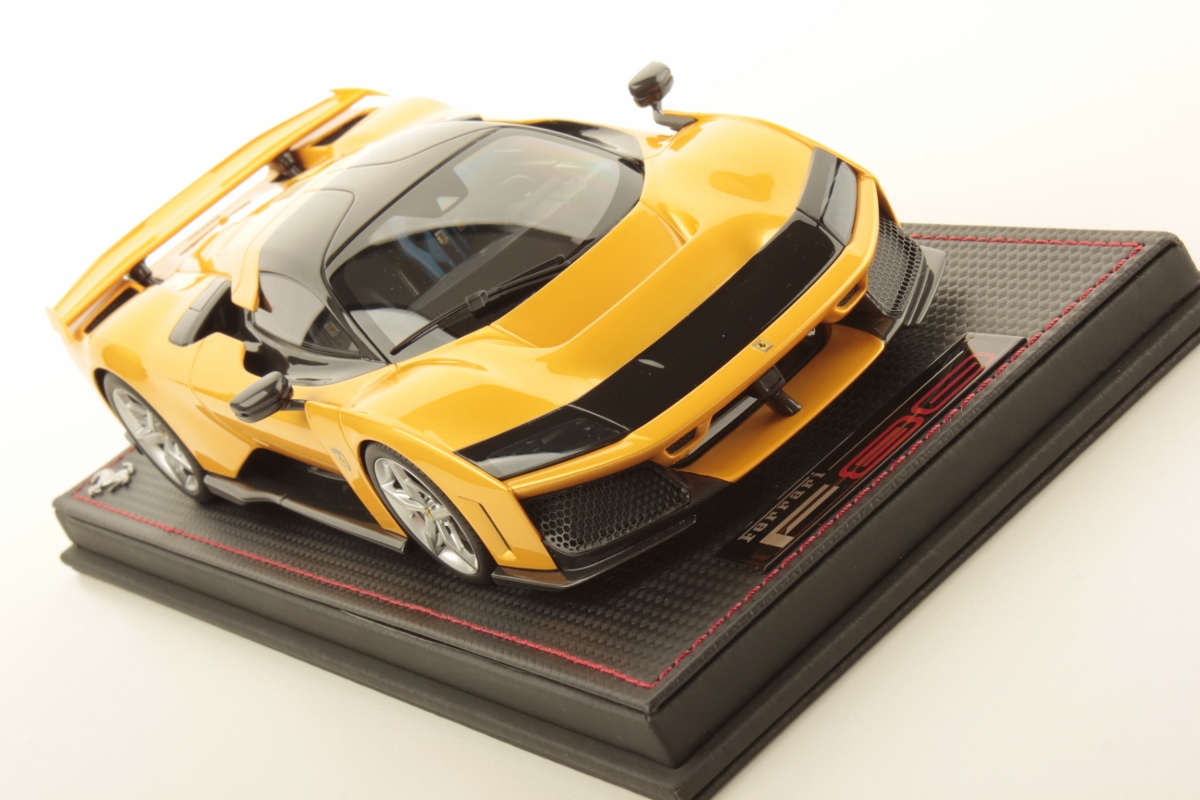 mr-collection-models-ferrari-f80-1-18-3 image 3