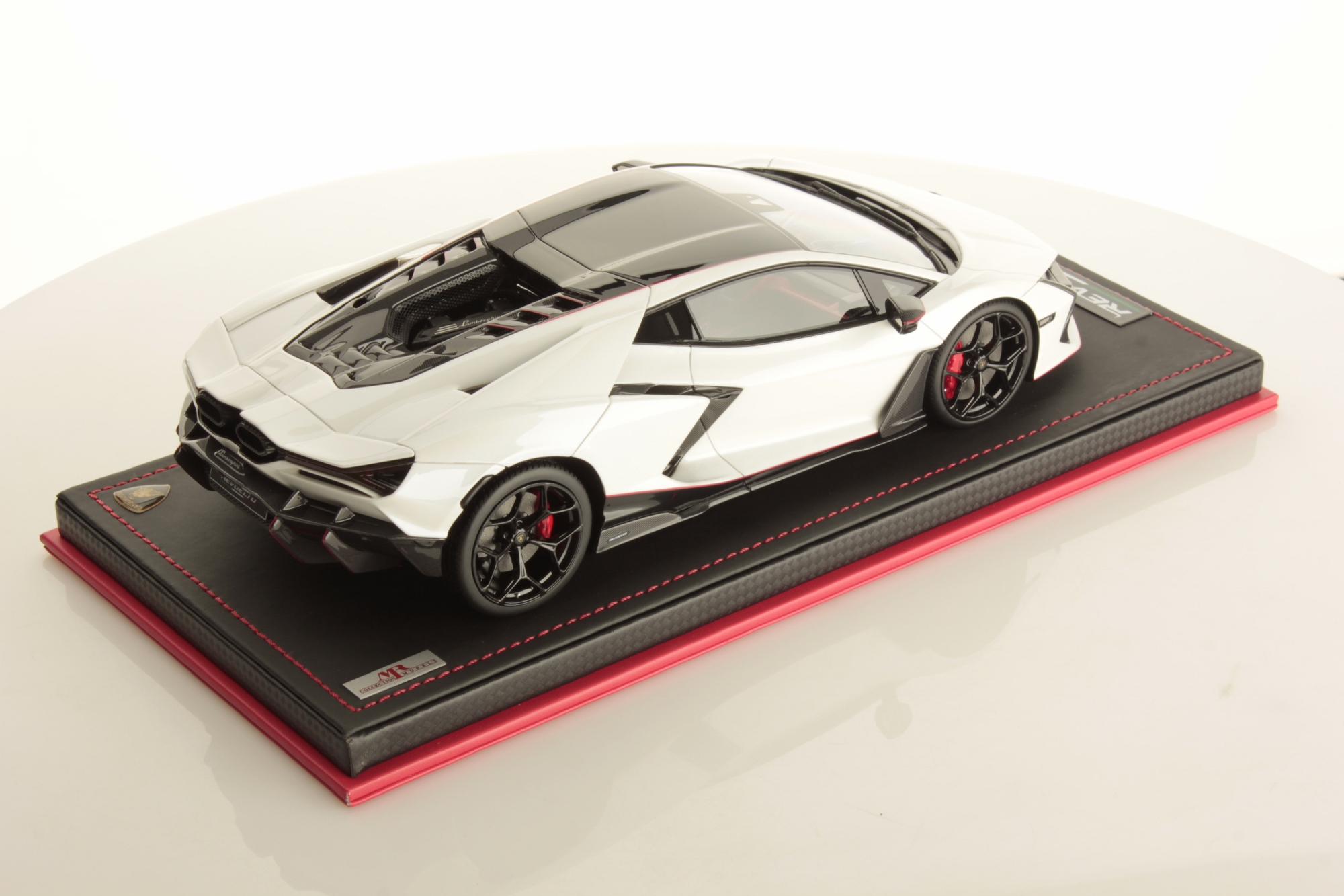 mr-collection-models-lamborghini-revuelto-1-18-2 image 2