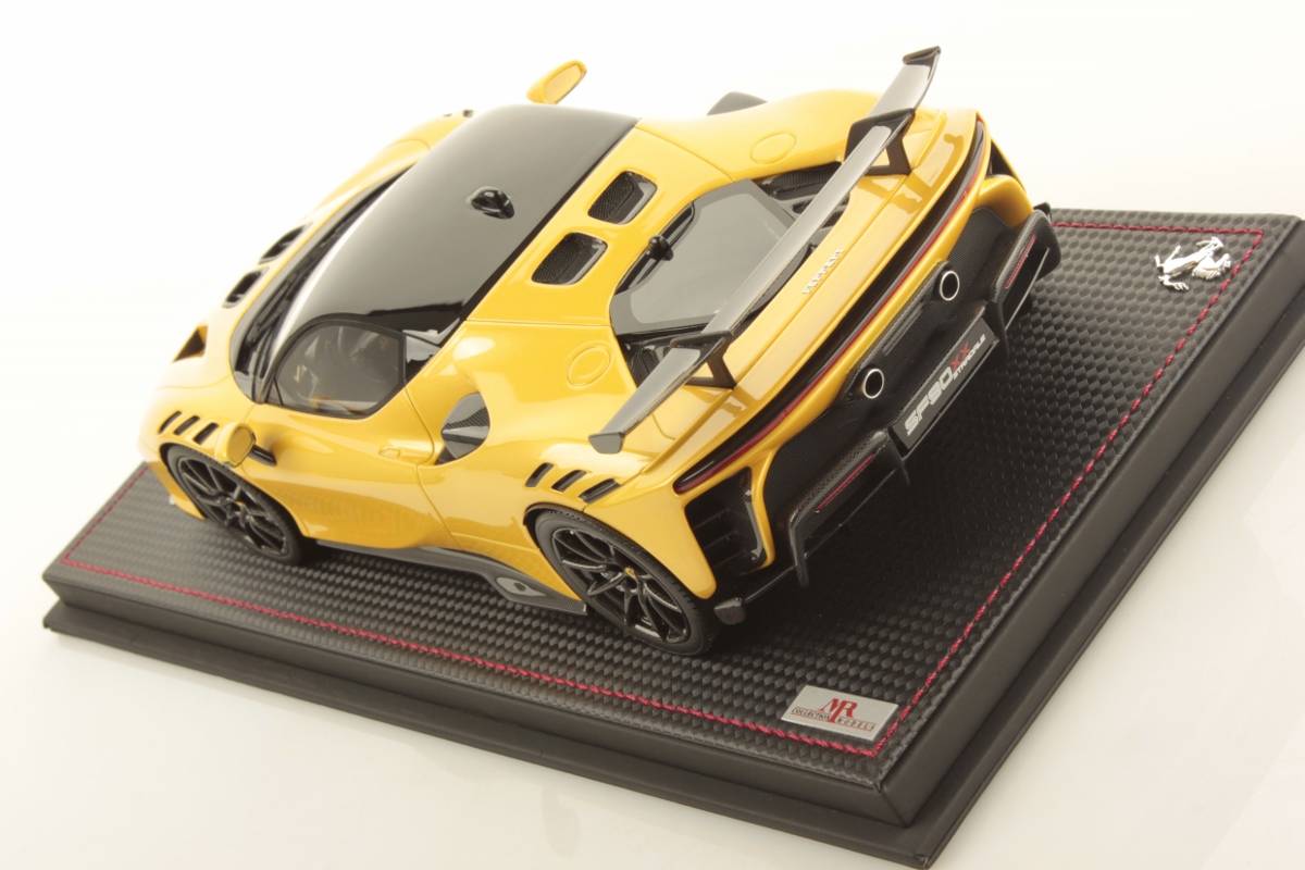 mr-collection-models-ferrari-sf90-xx-stradale-1-18-4 image 4