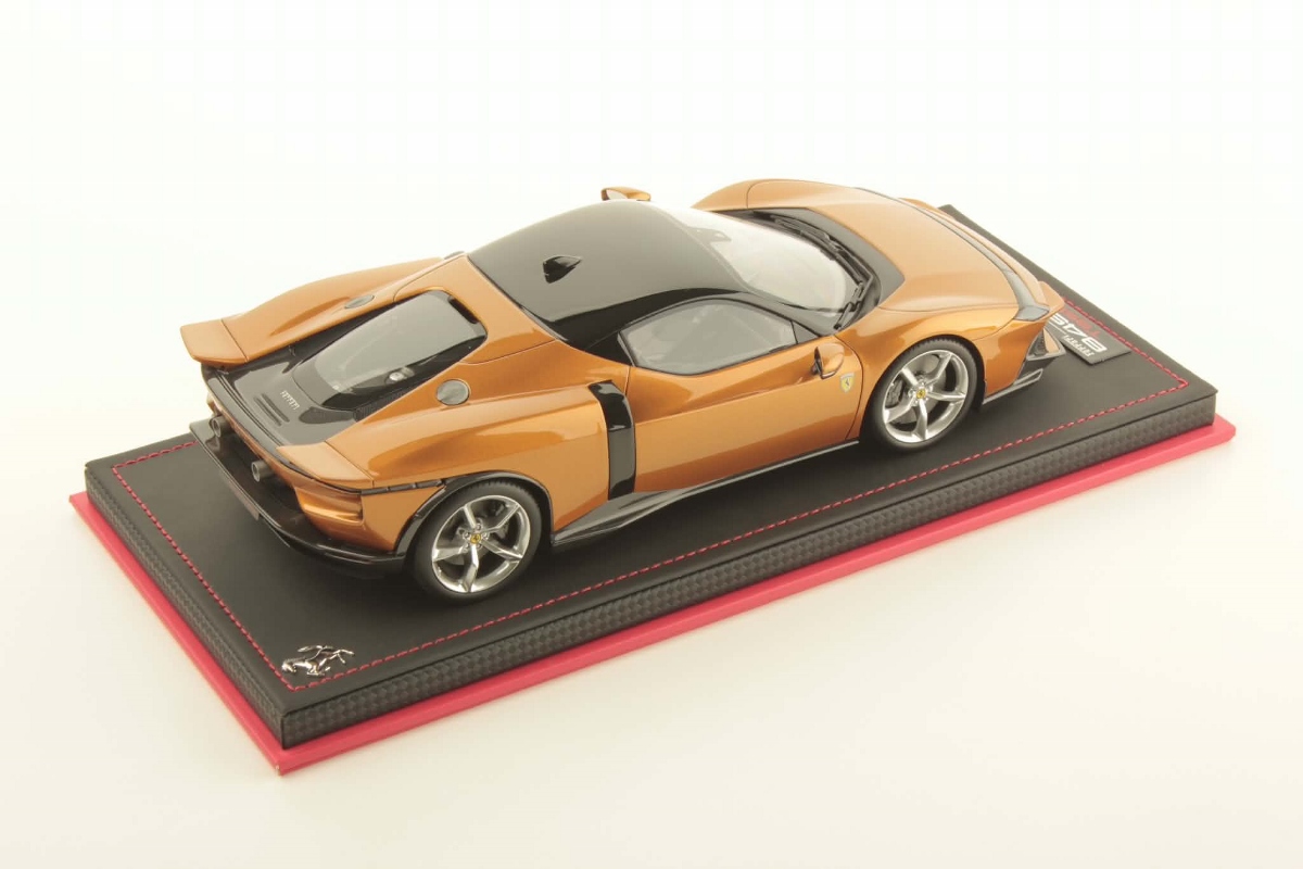 mr-collection-models-ferrari-849-testarossa-1-18 image 2