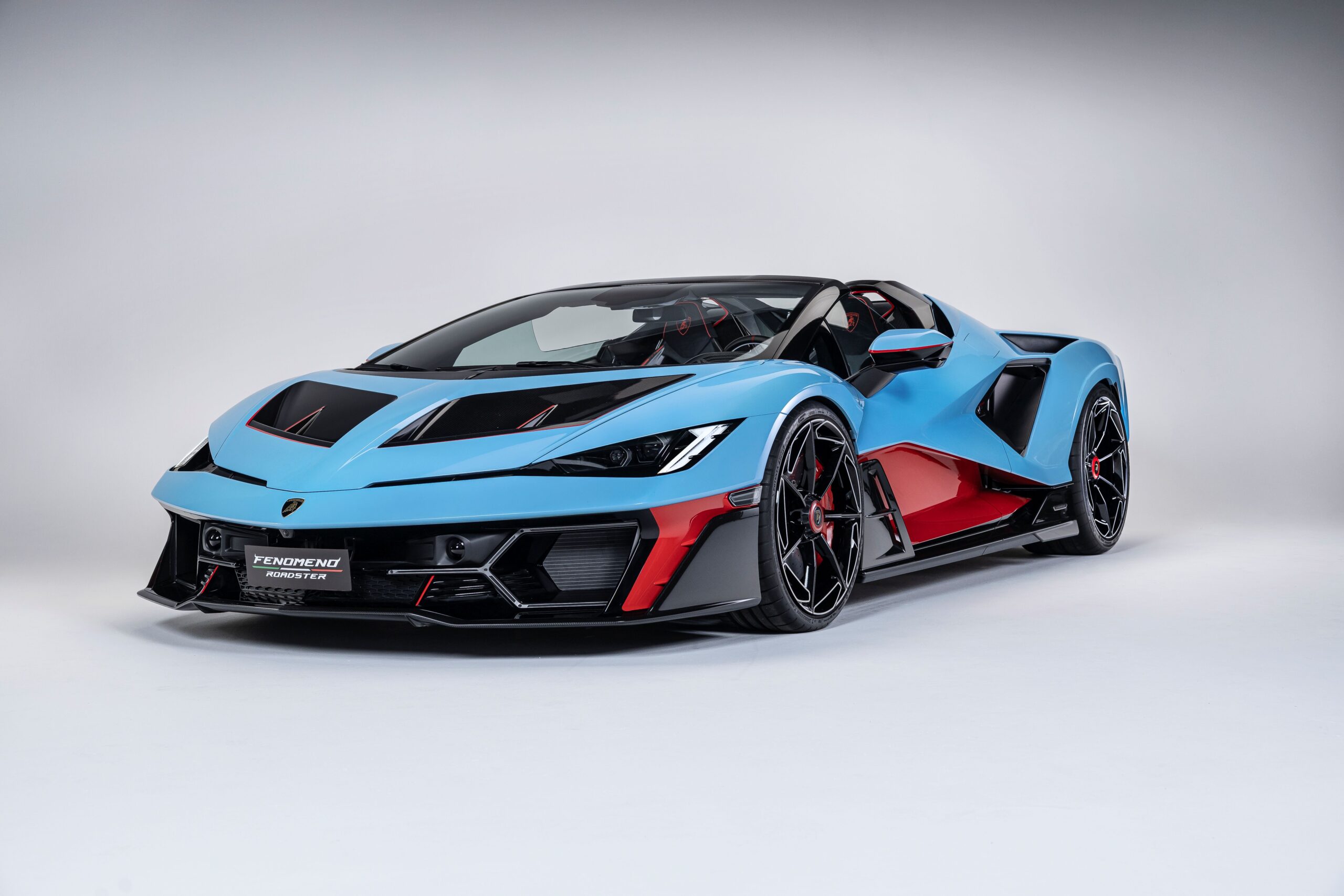 mr-collection-models-lamborghini-fenomeno-roadster-1-18-miniature-few-off-v12 image 1