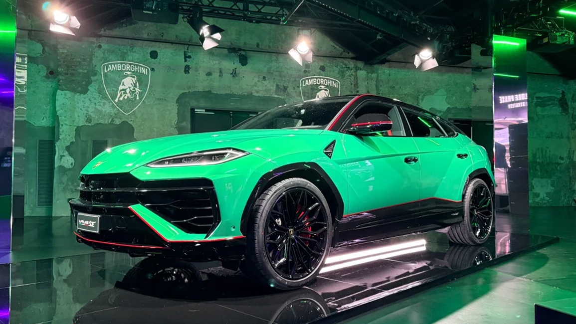 mr-collection-models-lamborghini-urus-se-tettonero-capsule-1-18 image 1
