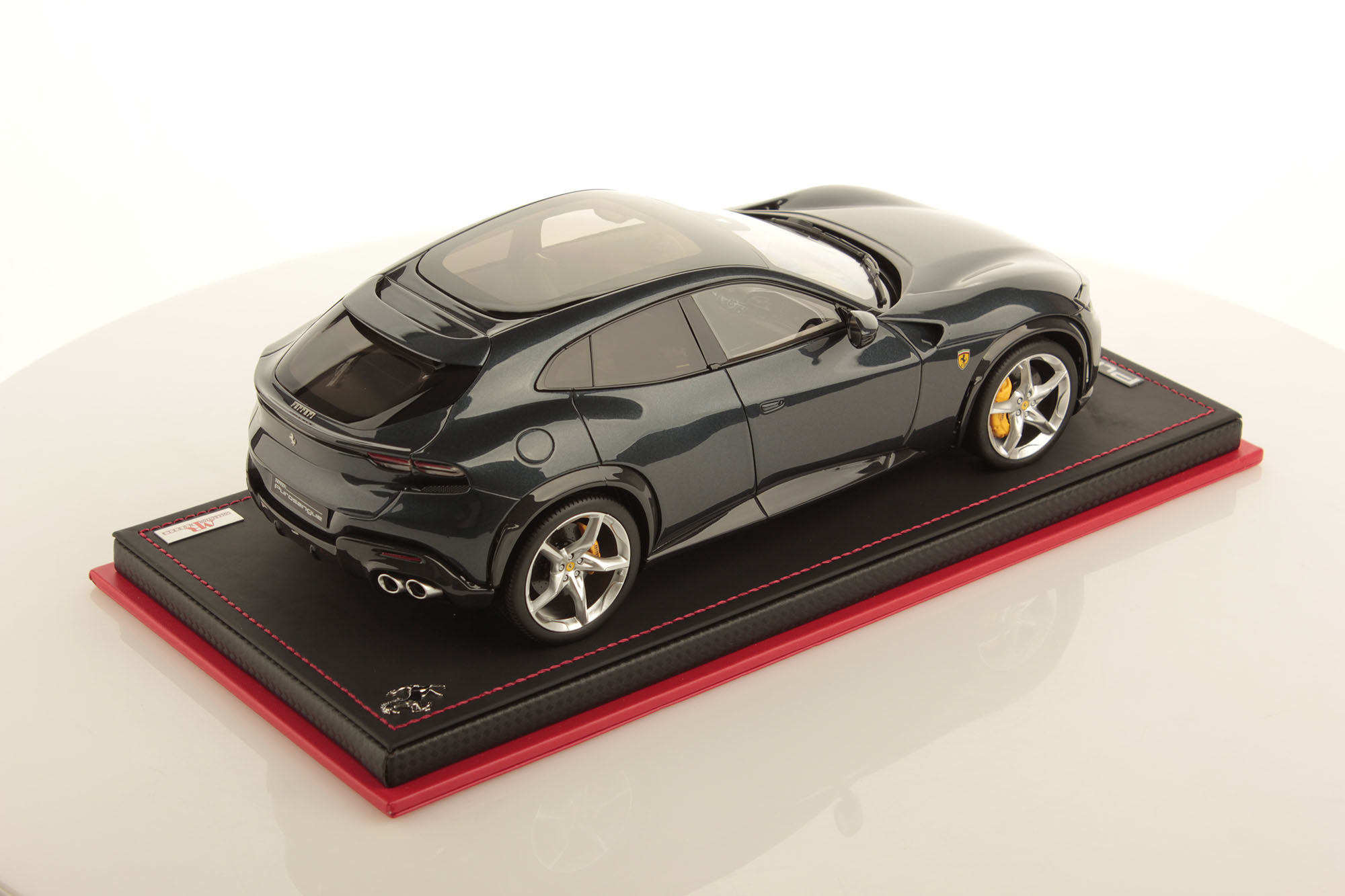 mr-collection-models-ferrari-purosangue-1-18-4 image 2