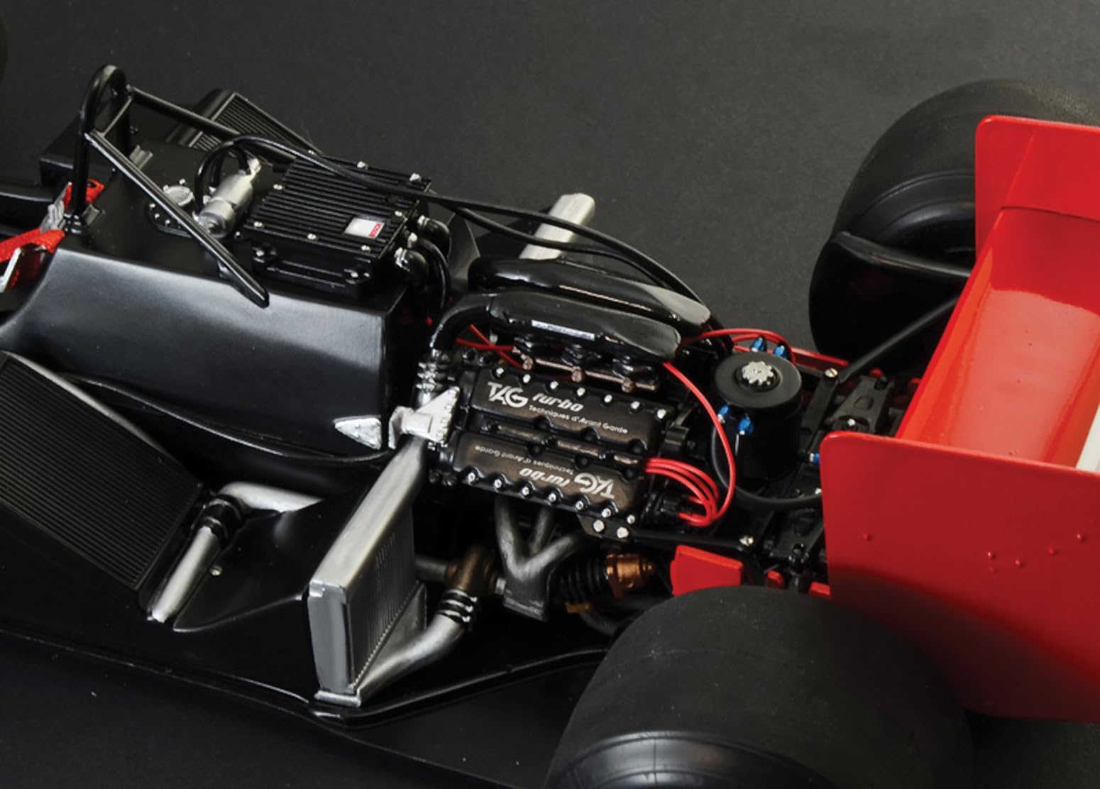 italeri-mclaren-mp4-2c-maquette-f1-1-12-4711-prost-rosberg image 6