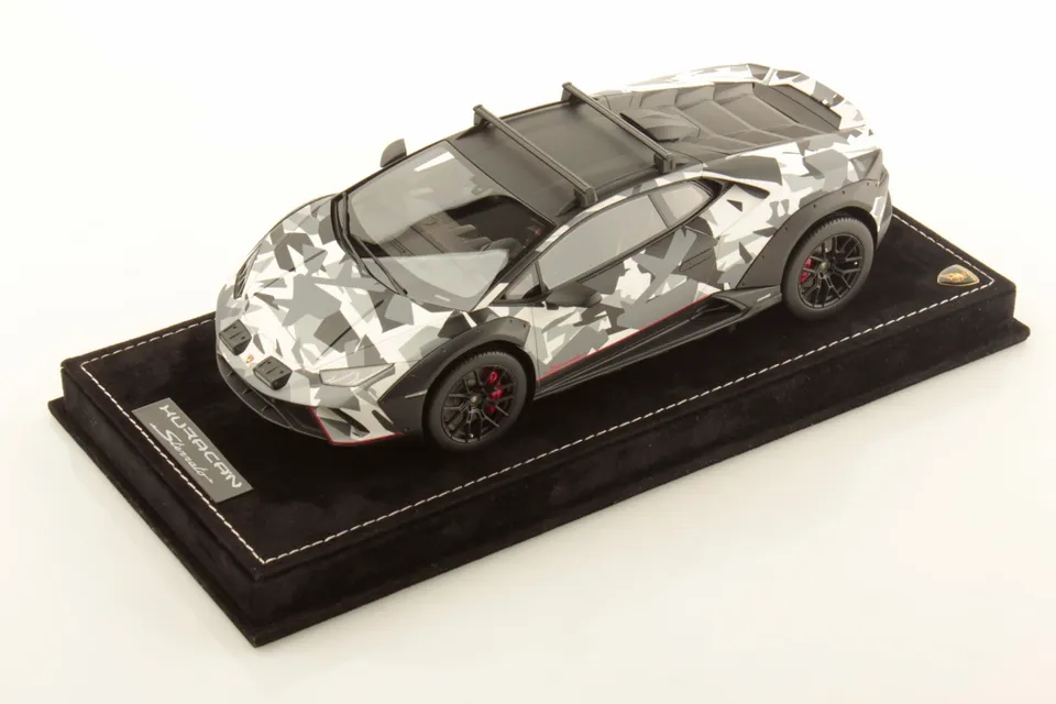 mr-collection-models-lamborghini-huracan-sterrato-all-terrain-1-18 image 1
