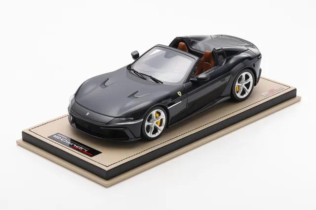 mr-collection-models-ferrari-12-cilindri-spider-miniature-auto-de-collection-3 image 1