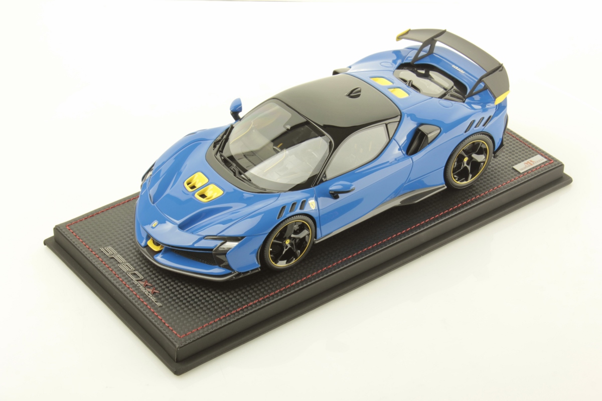 mr-collection-models-ferrari-sf90-xx-stradale-1-18 image 1