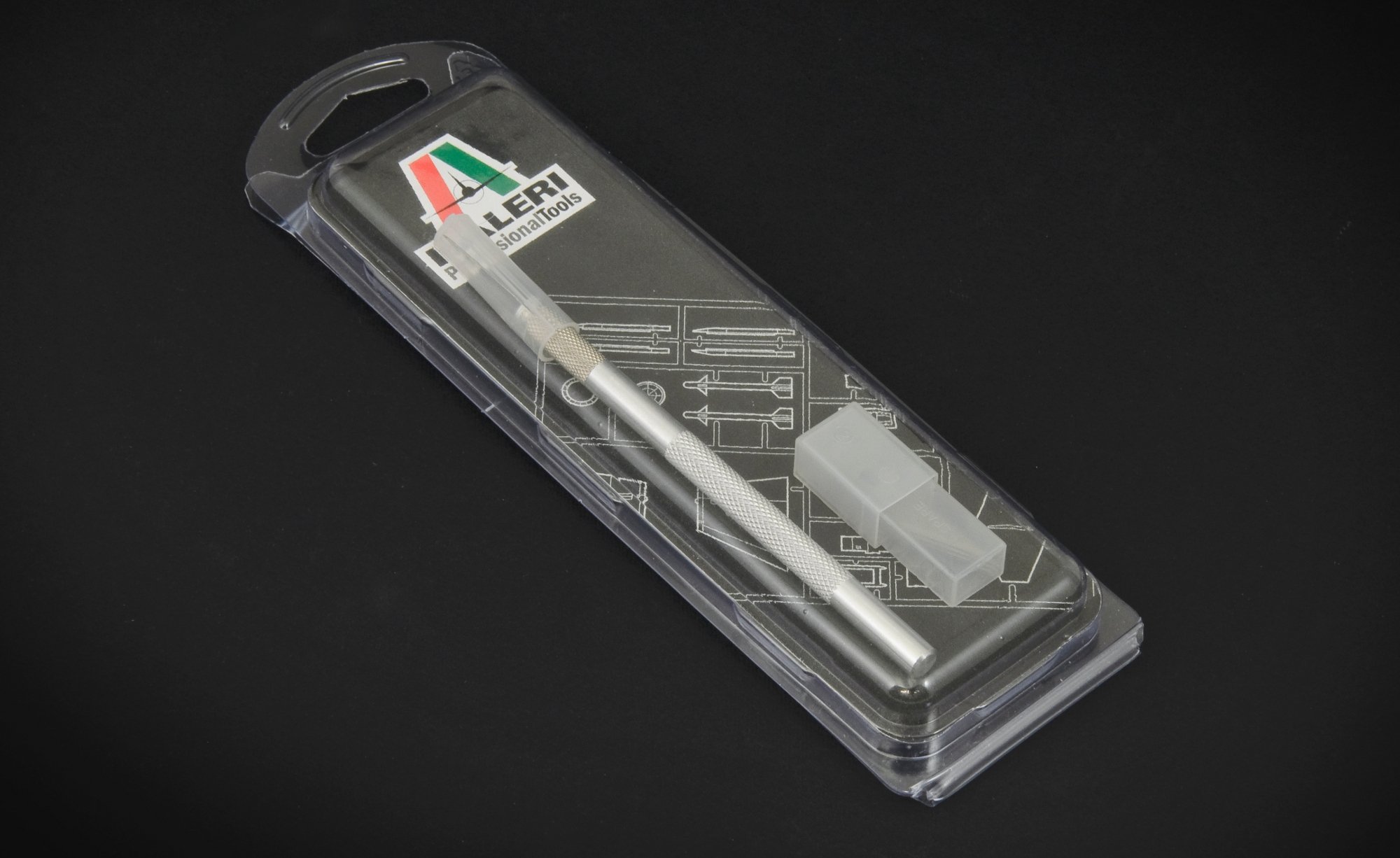italeri-50818-couteau-de-mod-lisme-5-lames image 1