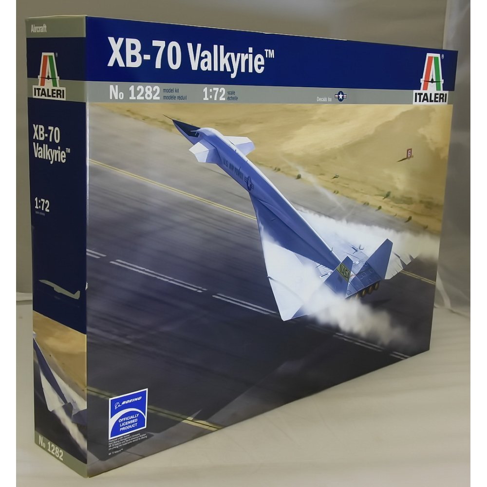 italeri-i1282-xb-70-valkyrie-1-72-maquette-bombardier image 1