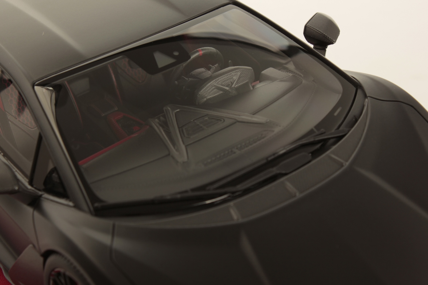 mr-collection-models-lamborghini-revuelto-1-18-miniature-hybride-1015-cv image 6