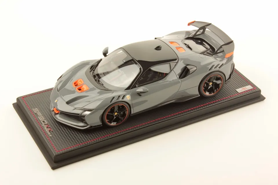 mr-collection-models-ferrari-sf90-xx-stradale-1-18-3 image 1