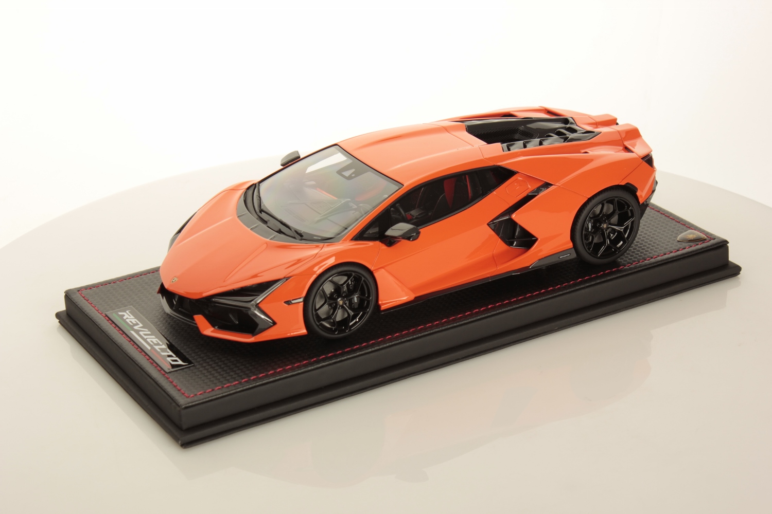mr-collection-models-lamborghini-revuelto-1-18-3 image 1