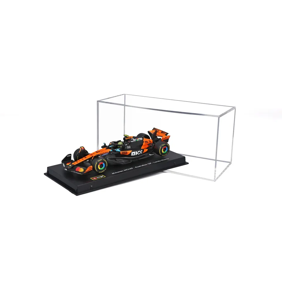 bburago-mclaren-f1-mcl39-2025-4-lando-norris-1-43-avec-socle-et-vitrine image 1