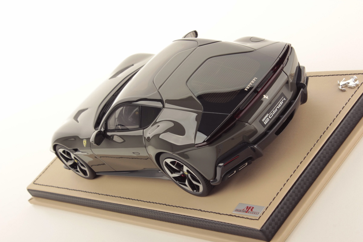mr-collection-models-ferrari-12-cilindri-1-18 image 4