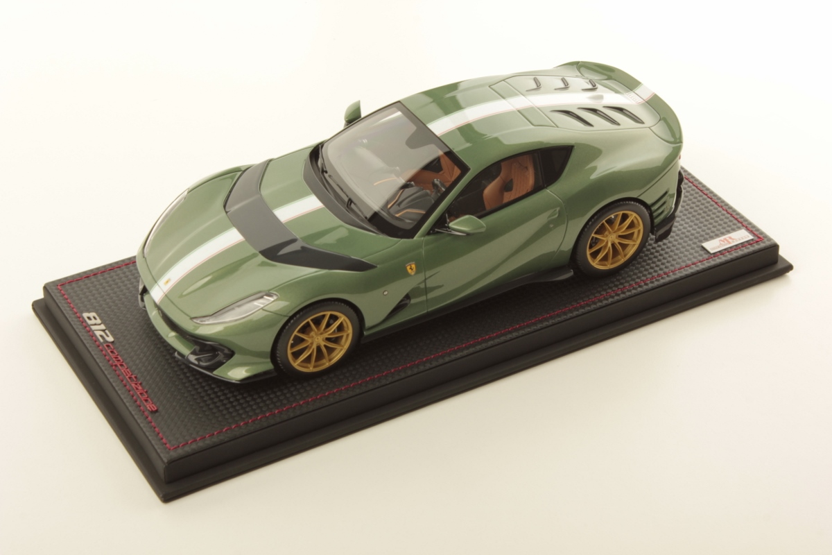 mr-collection-models-ferrari-812-competizione-1-18-miniature-auto-de-collection image 1