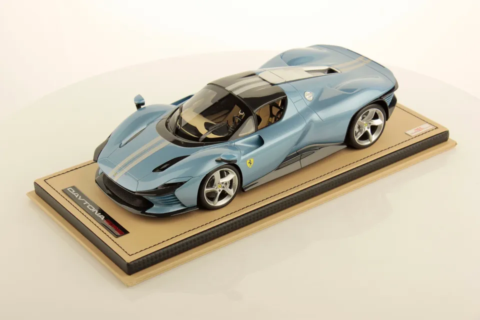 mr-collection-models-ferrari-daytona-sp3-1-18 image 1