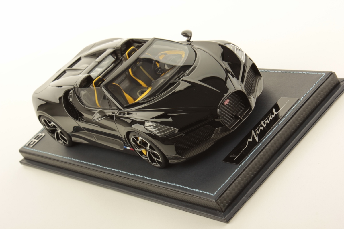 mr-collection-models-bugatti-w16-mistral-1-18 image 3