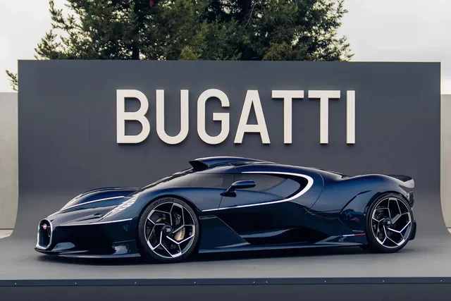 mr-collection-models-bugatti-destrier-1-18-miniature-auto image 1