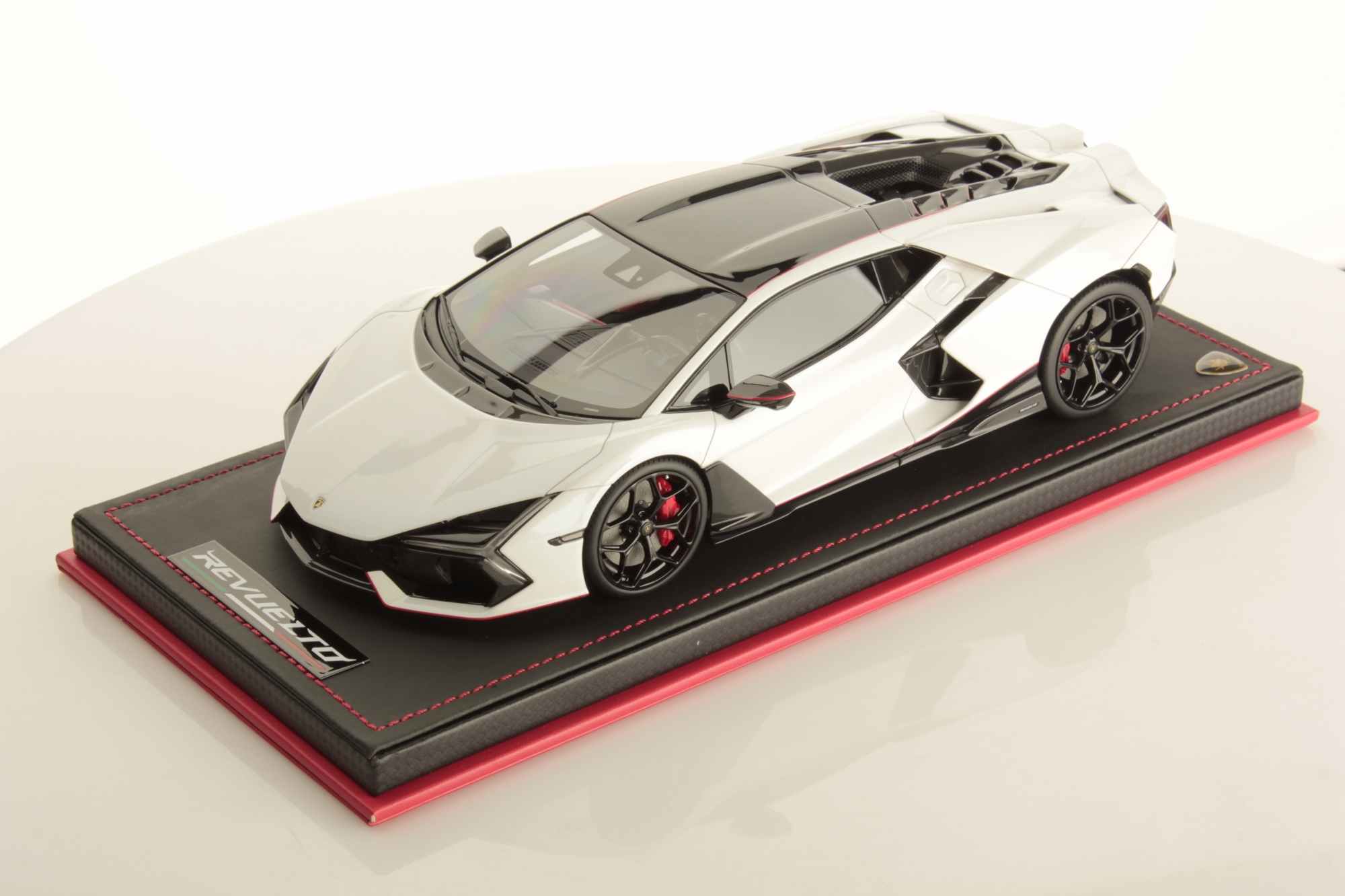 mr-collection-models-lamborghini-revuelto-1-18-2 image 1