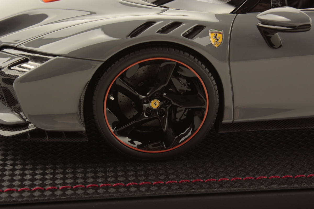 mr-collection-models-ferrari-sf90-xx-spider-1-18-miniature-auto image 5