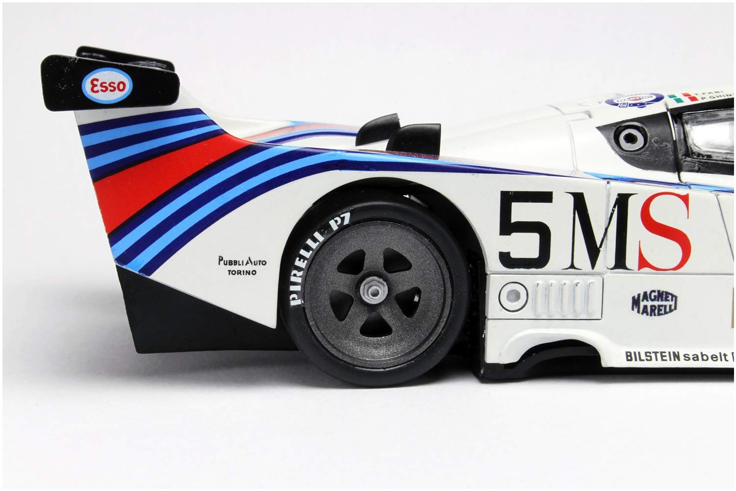 italeri-3641s-lancia-lc2-maquette-voiture-de-course-monter image 7