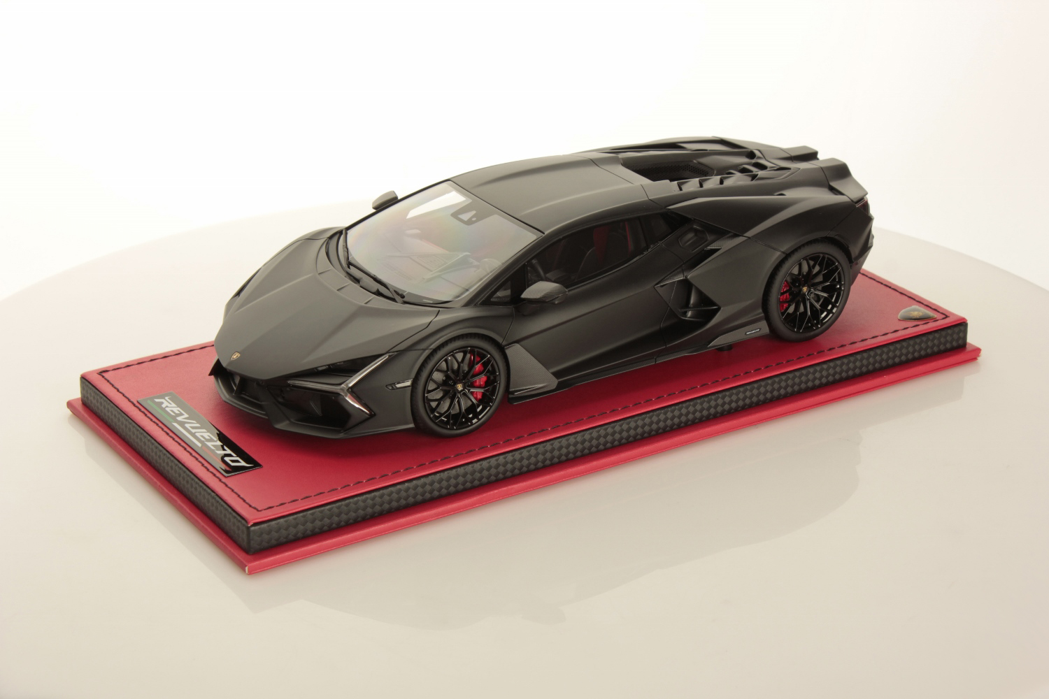 mr-collection-models-lamborghini-revuelto-1-18-miniature-hybride-1015-cv image 1