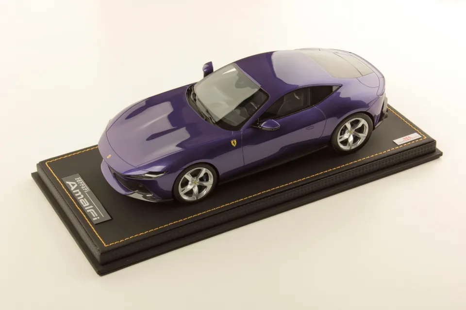 mr-collection-models-ferrari-amalfi-1-18-2 image 1