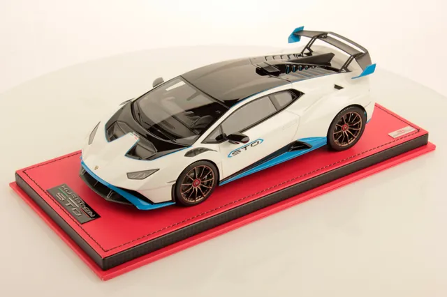 mr-collection-models-lamborghini-hurac-n-sto-1-18-miniature-auto-2 image 1