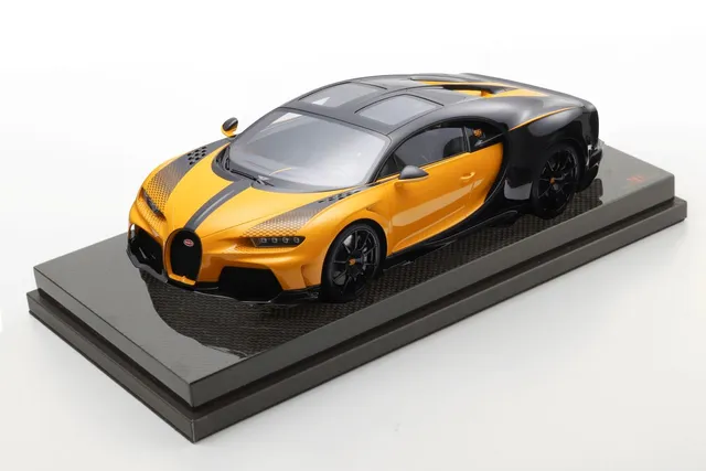 mr-collection-models-bugatti-chiron-super-sport-1-18-2 image 1