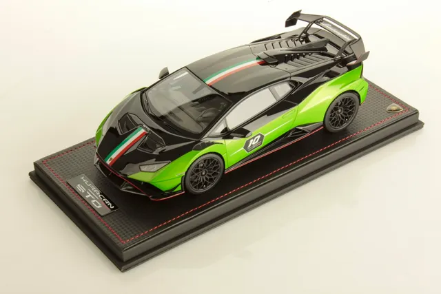 mr-collection-models-lamborghini-hurac-n-sto-sc-10-anniversario-1-18 image 1