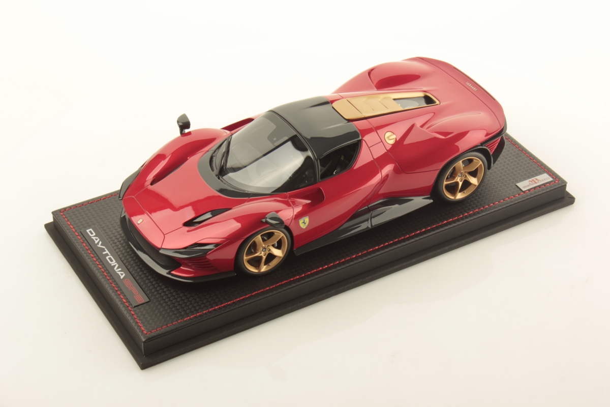 mr-collection-models-ferrari-daytona-sp3-1-18-miniature-auto image 1