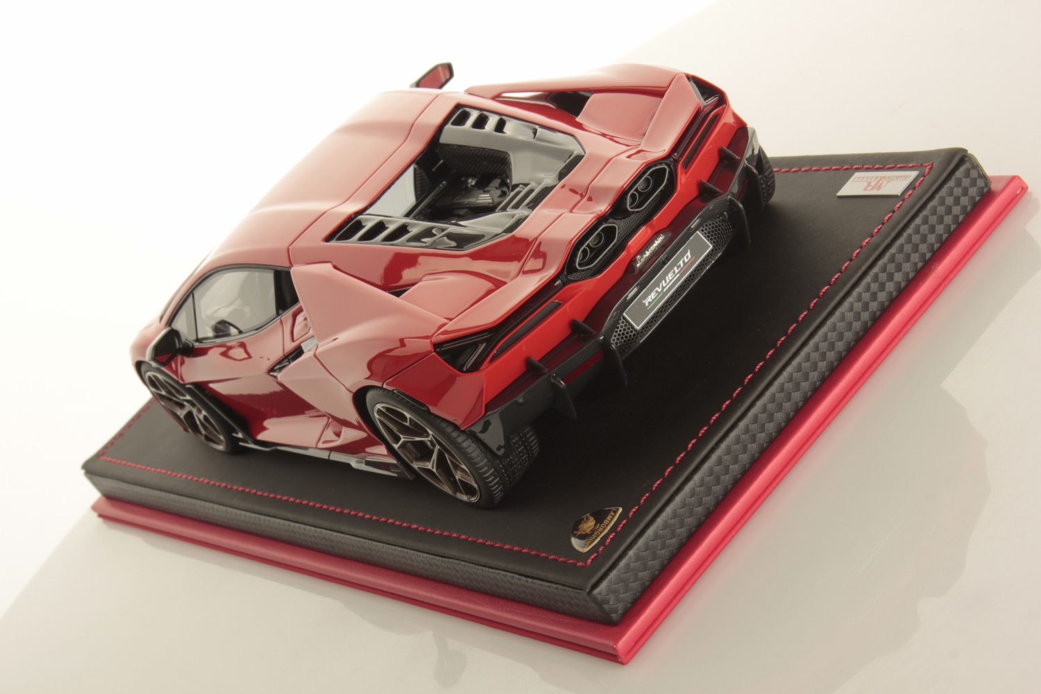 mr-collection-models-lamborghini-revuelto-1-18-8 image 4