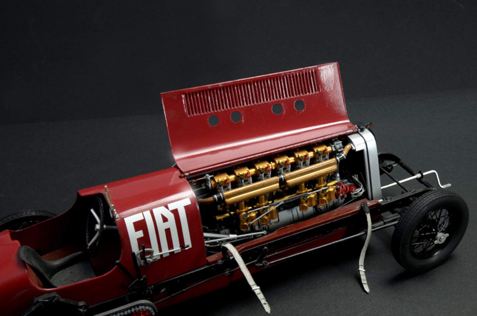 italeri-fiat-mefistofele-21706-c-c-maquette-voiture-1-12 image 5