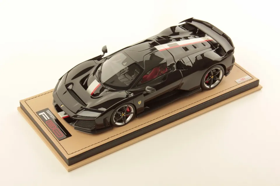 mr-collection-models-ferrari-f80-miniature-auto-supercar-limit-e-799-ex image 1