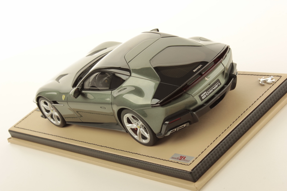 mr-collection-models-ferrari-12cilindri-1-18 image 4