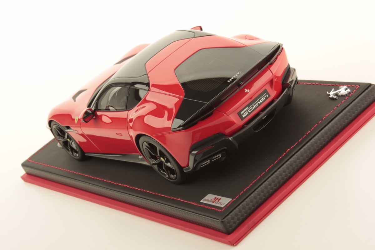 mr-collection-models-ferrari-12cilindri image 4