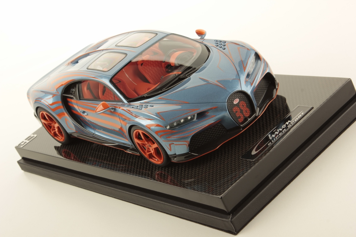 mr-collection-models-bugatti-chiron-super-sport-1-18-3 image 3