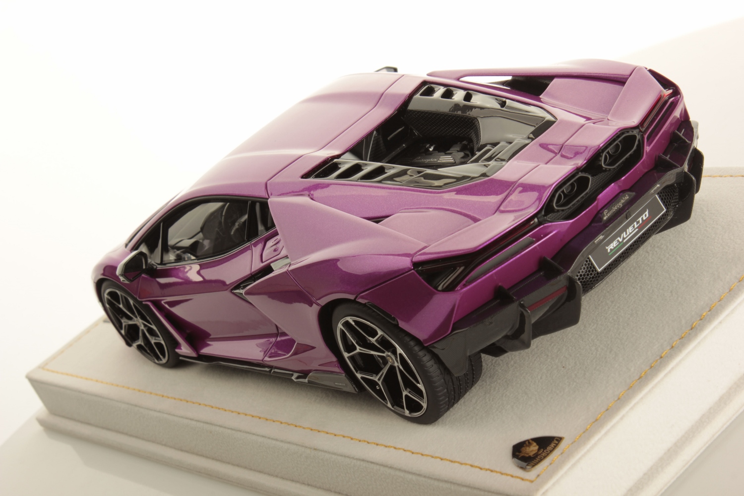 mr-collection-models-lamborghini-revuelto-1-18-4 image 4