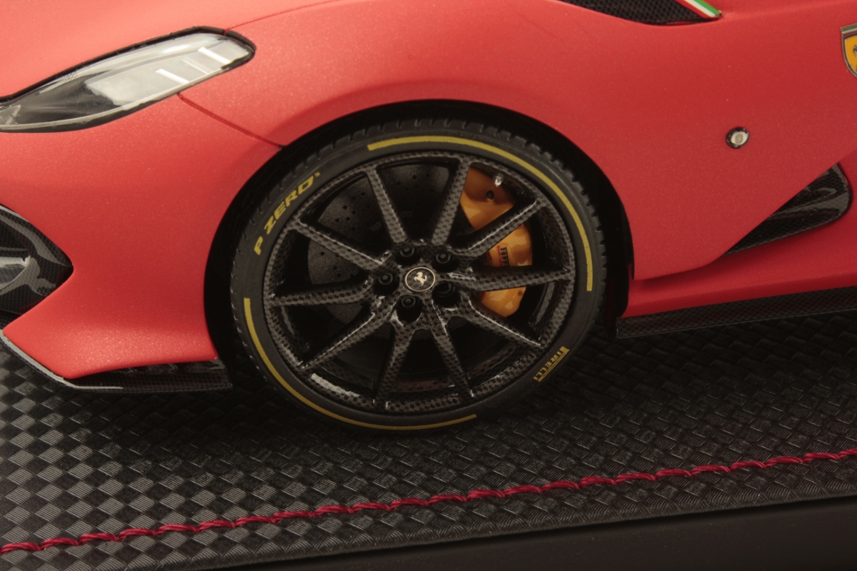 mr-collection-models-ferrari-812-competizione-1-18 image 5