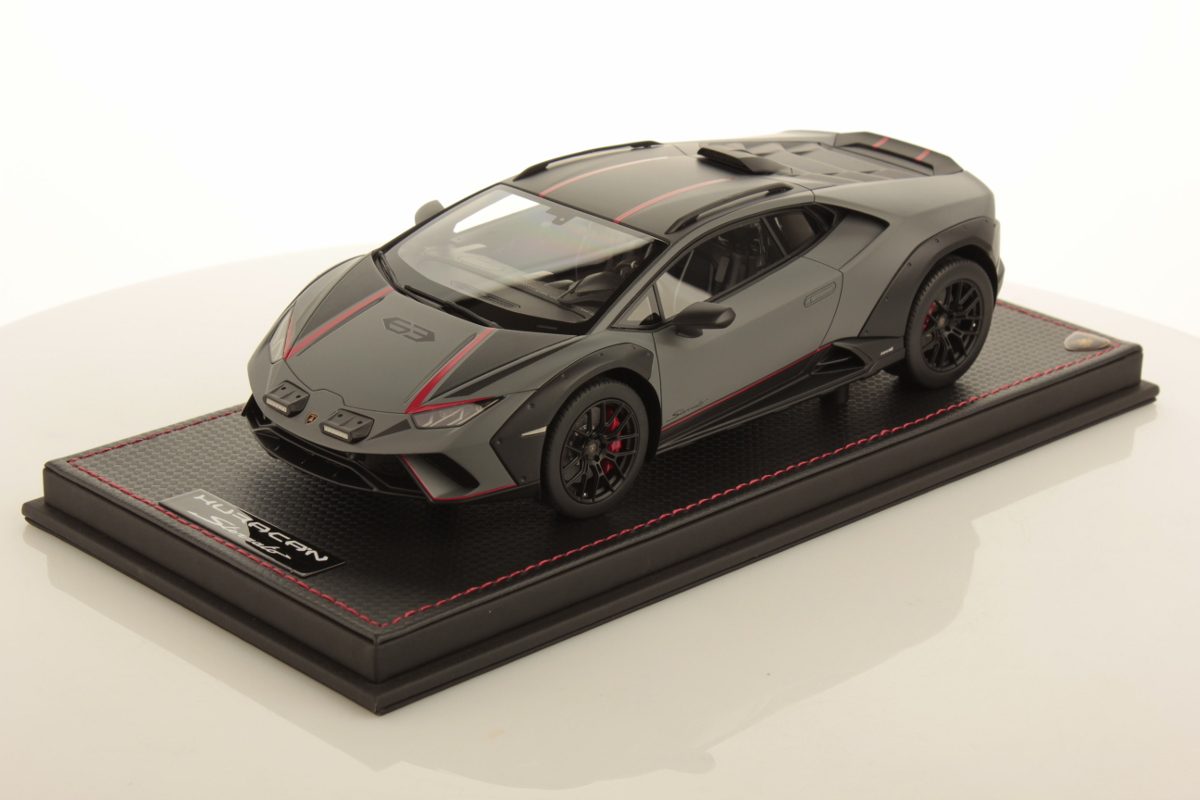 mr-collection-models-lamborghini-hurac-n-sterrato-1-18-miniature-auto-2 image 1