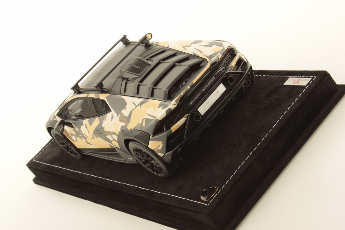 mr-collection-models-lamborghini-hurac-n-sterrato-all-terrain-1-18 image 4