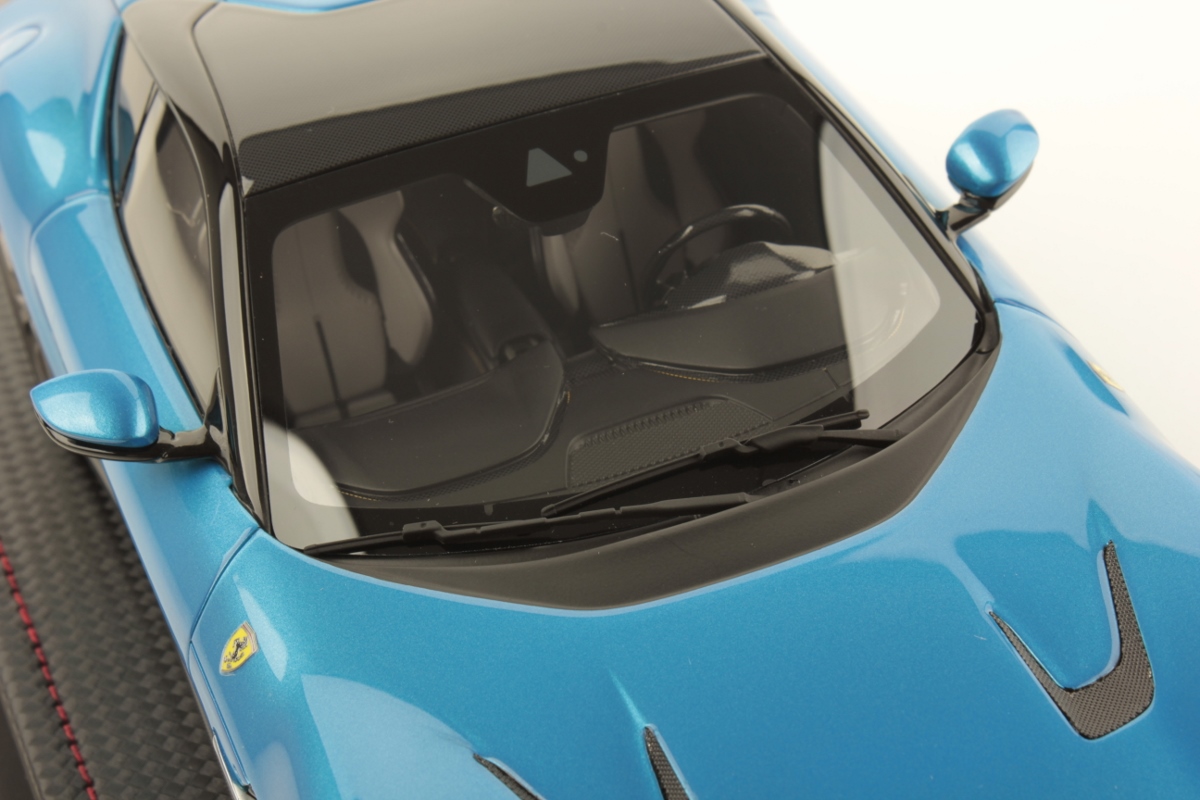 mr-collection-models-ferrari-12-cilindri-miniature-auto-de-collection image 6
